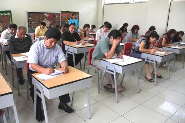 Nombramiento Docente 2024, conoce la fecha de resultados preliminares anunciada por Minedu 3 Miles de docentes buscan una plaza en la Carrera Pública